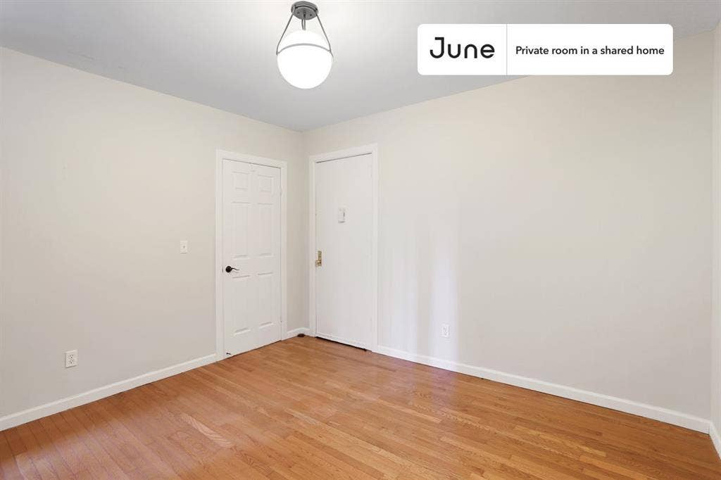 2 BR in New York City