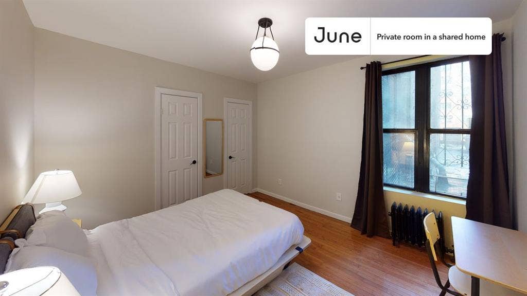 2 BR in New York City