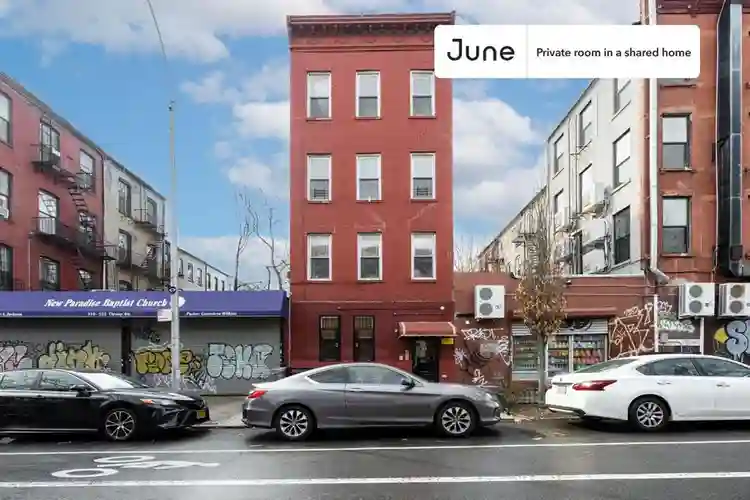 3 BR in New York City