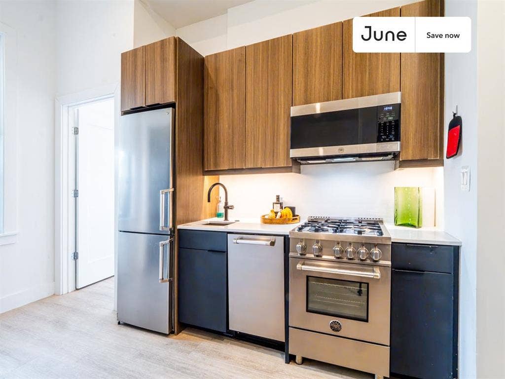 2 BR in Washington DC