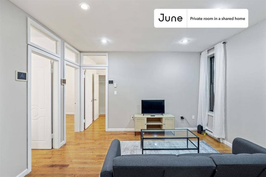 4 BR in New York City