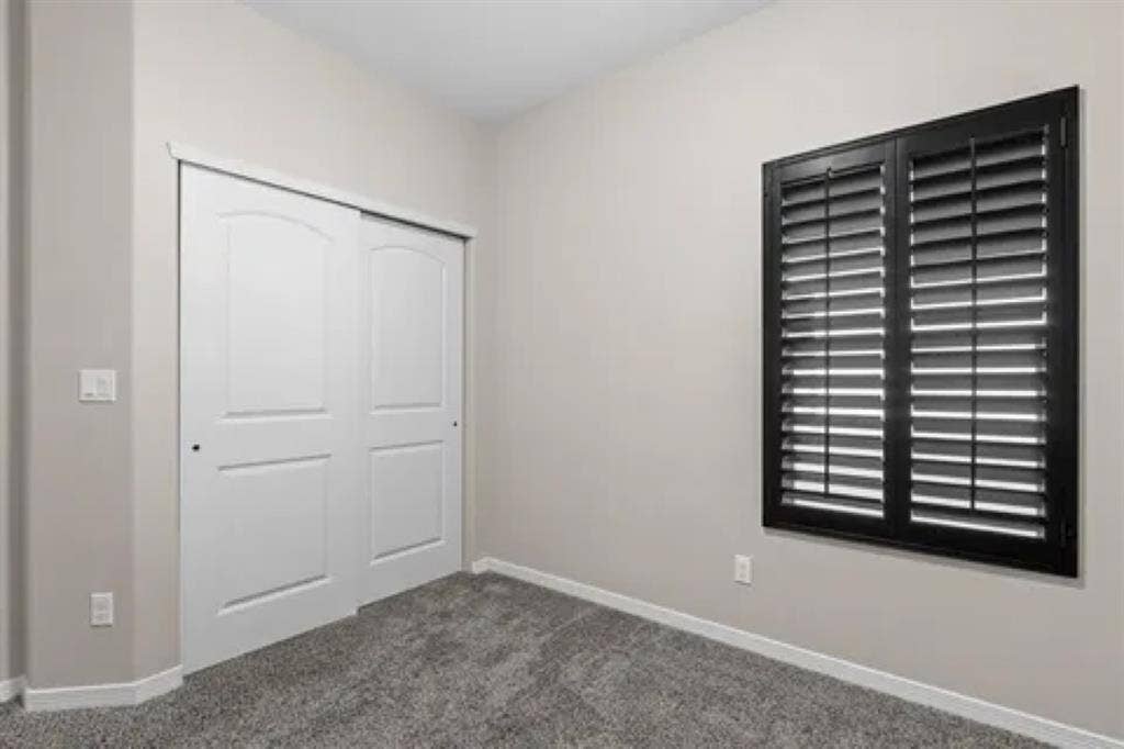 Female Roommate Far East EP