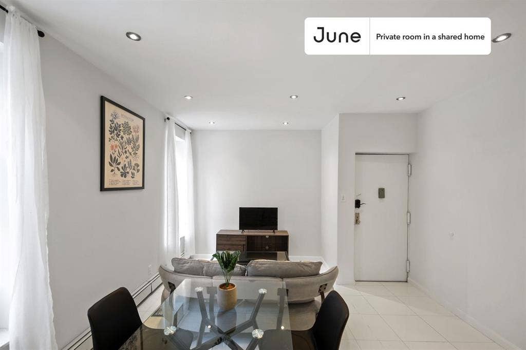 3 BR in New York City