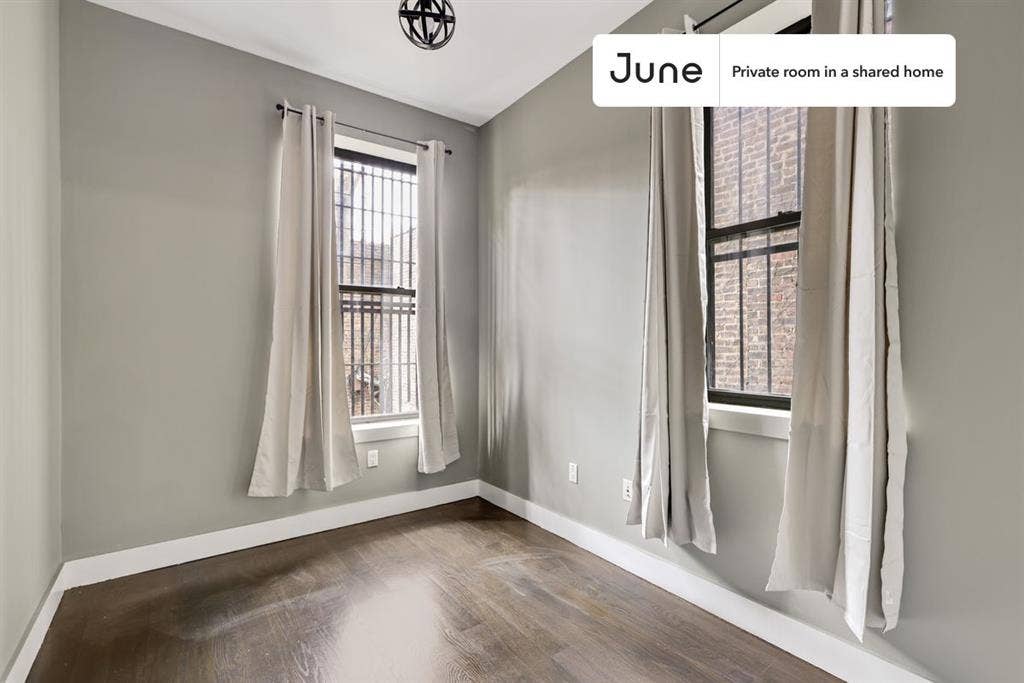 4 BR in New York City