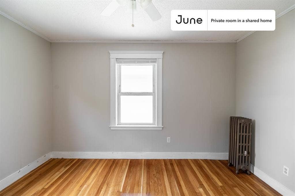 4 BR in Boston
