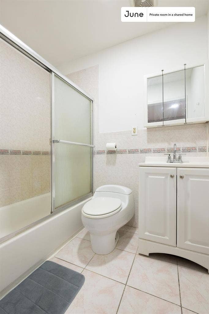 4 BR in New York City