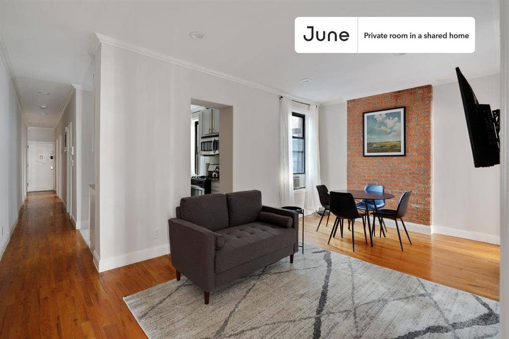 4 BR in New York City