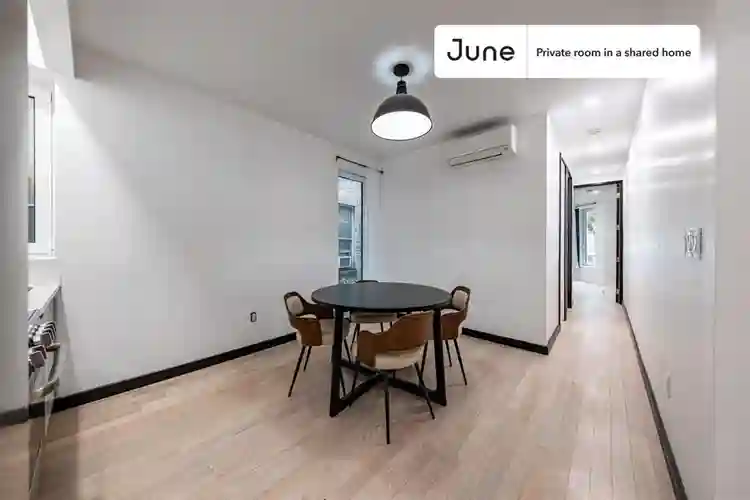 4 BR in New York City