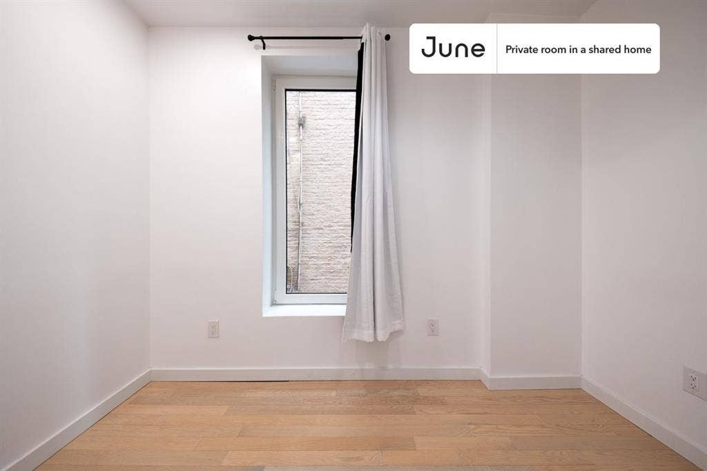 4 BR in New York City