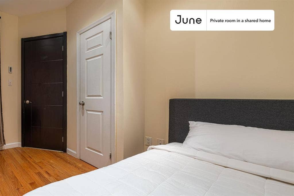 4 BR in New York City