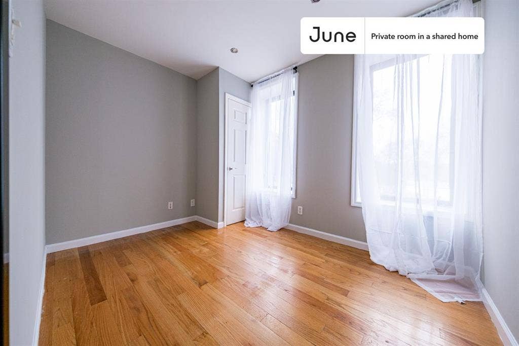4 BR in New York City