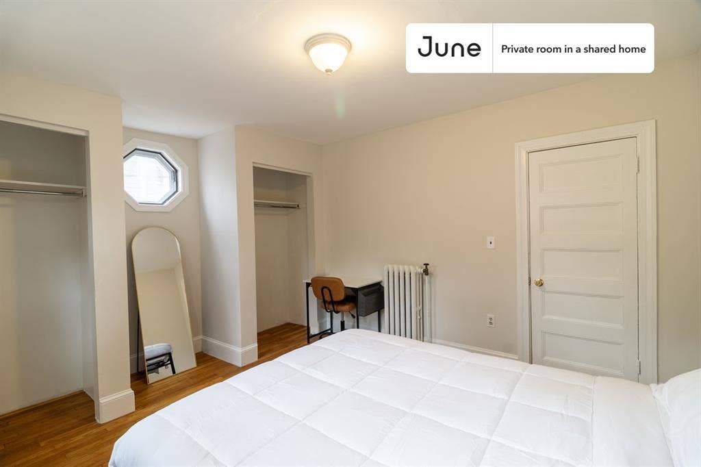 4 BR in Boston