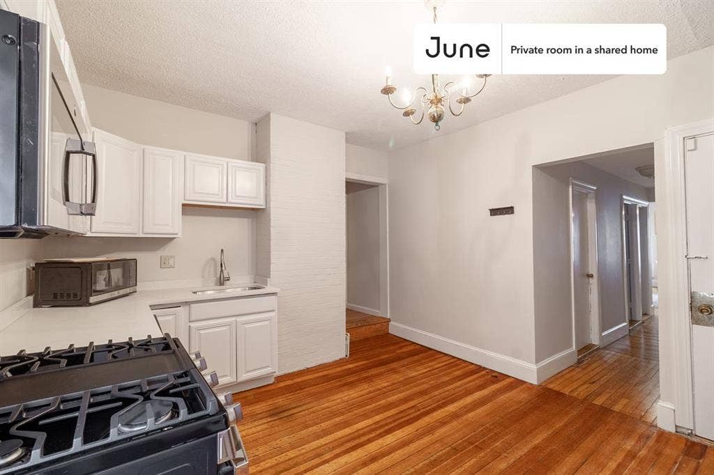 4 BR in Boston