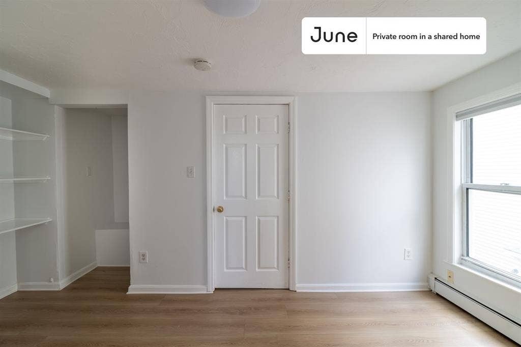 4 BR in Boston