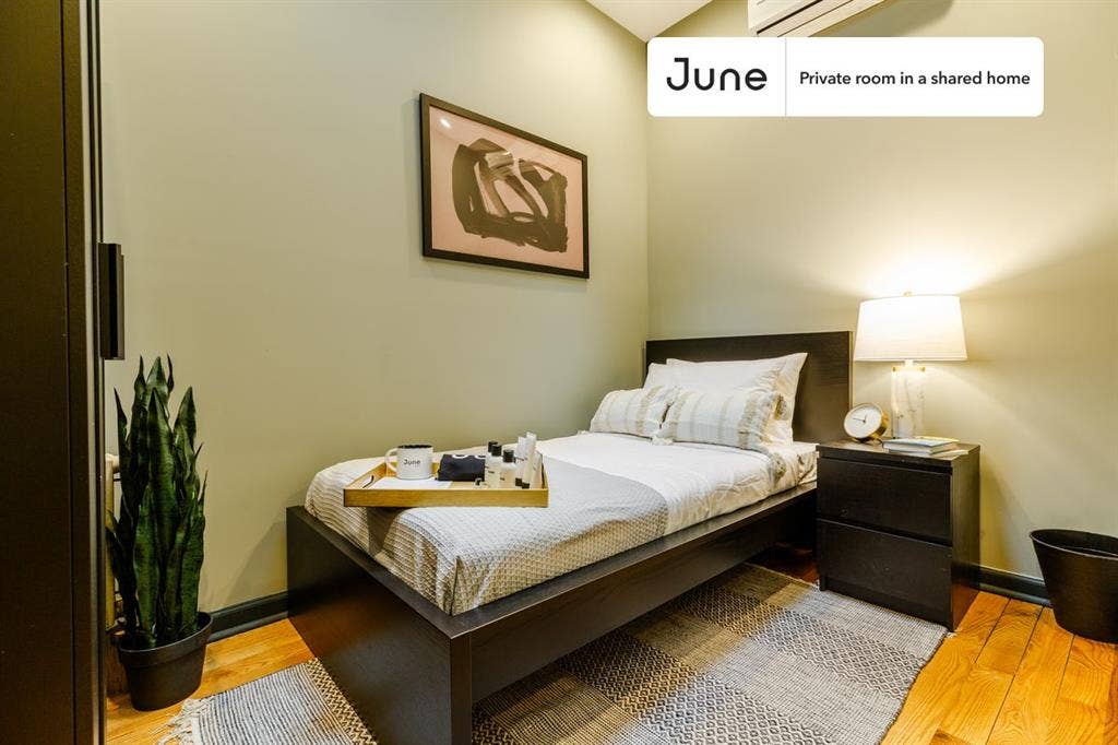 3 BR in New York City