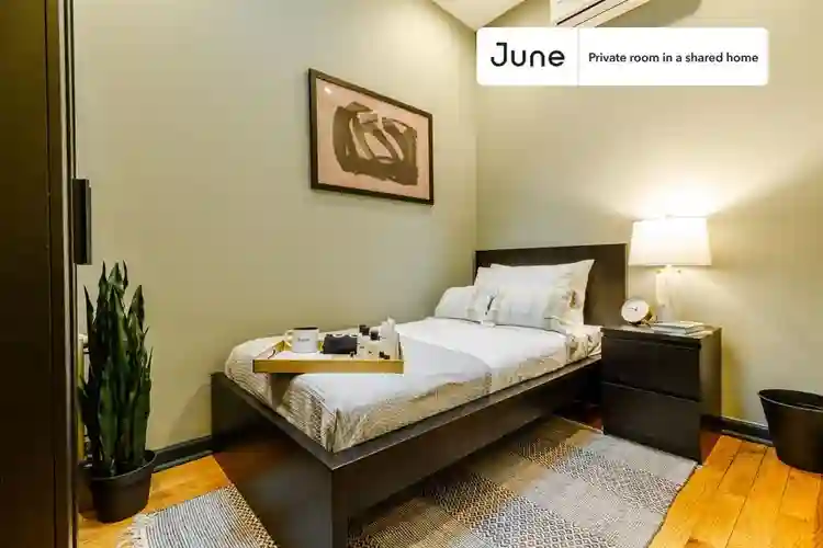 3 BR in New York City