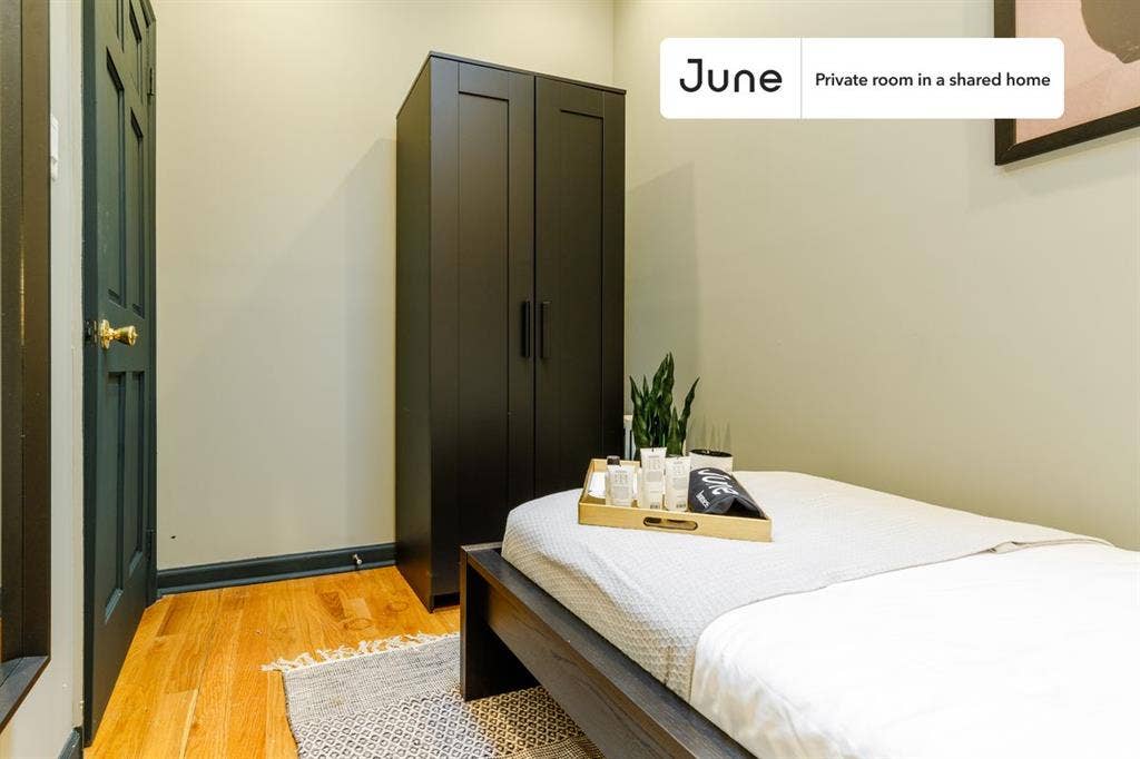 3 BR in New York City