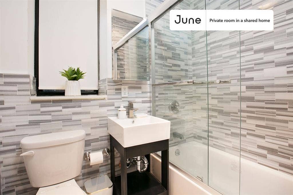 3 BR in New York City