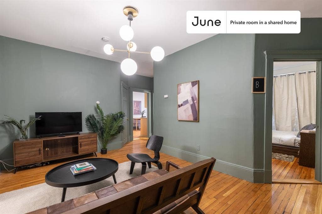 4 BR in Boston