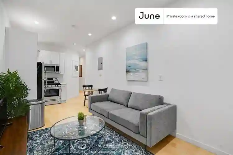 4 BR in New York City