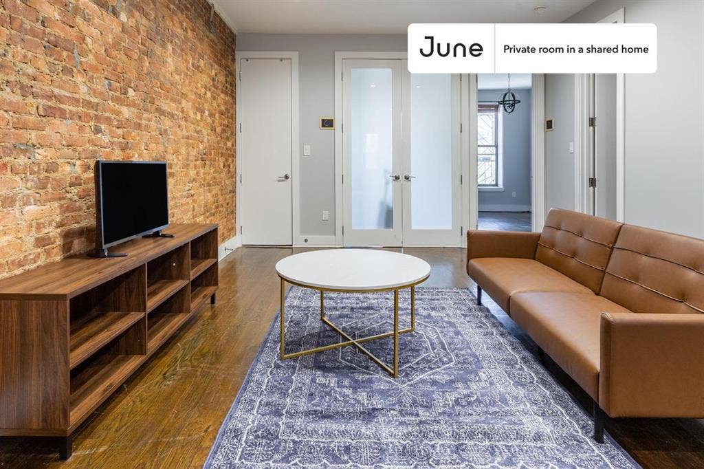 4 BR in New York City