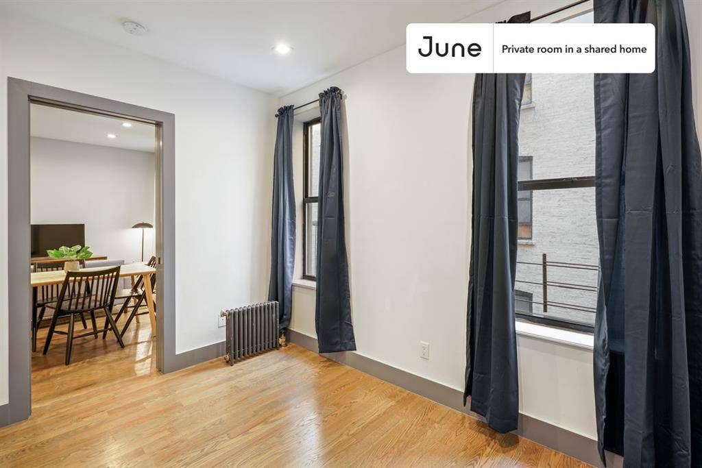4 BR in New York City