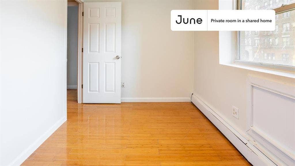 4 BR in New York City