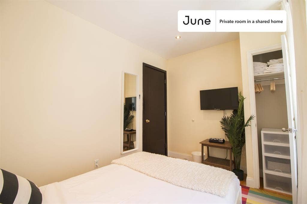 5 BR in New York City