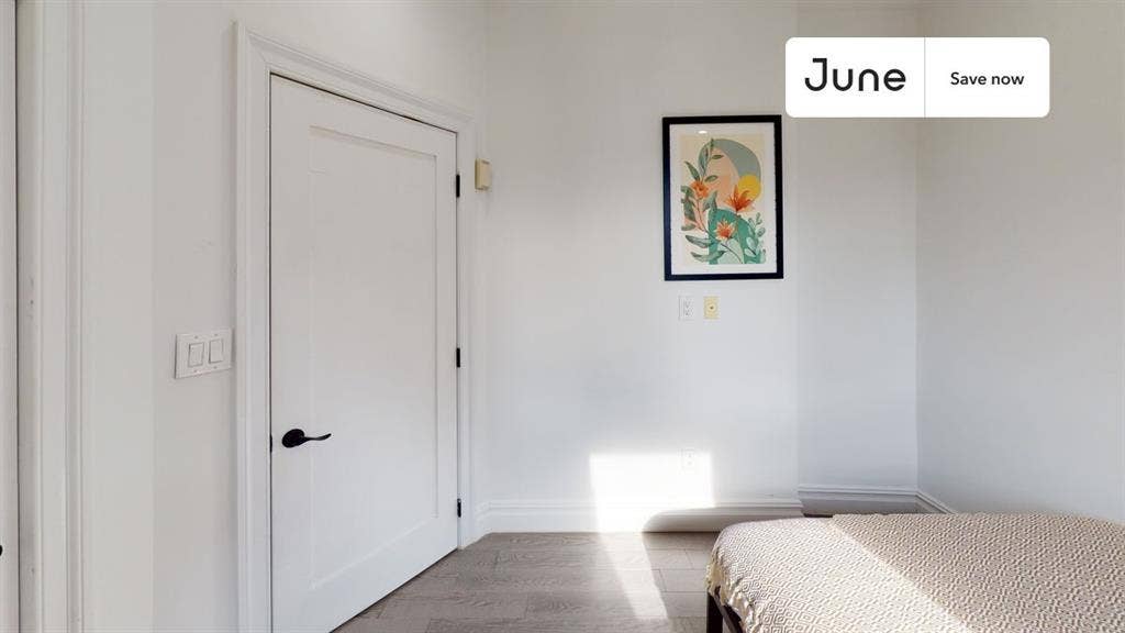 2 BR in New York City