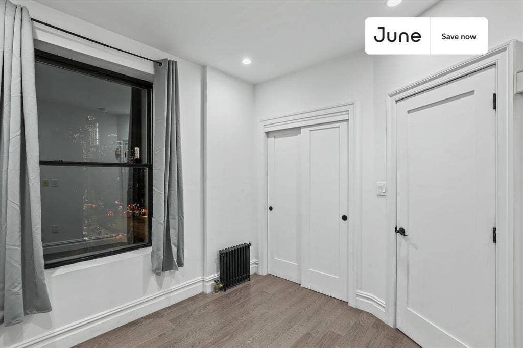 2 BR in New York City
