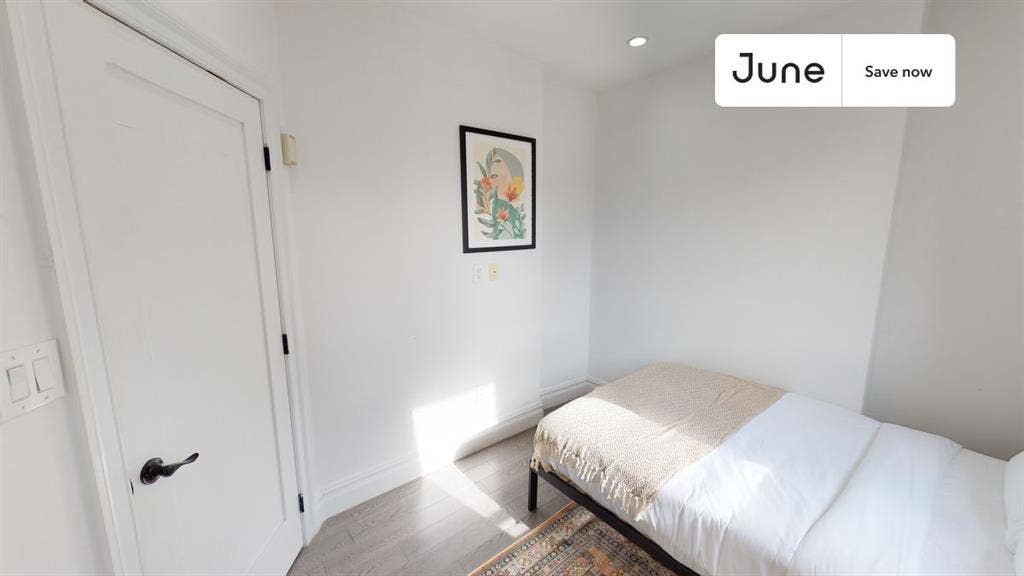 2 BR in New York City