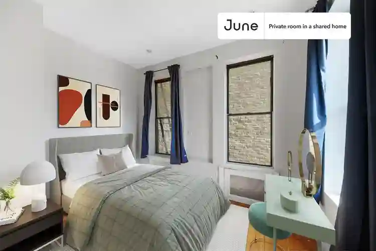 2 BR in New York City