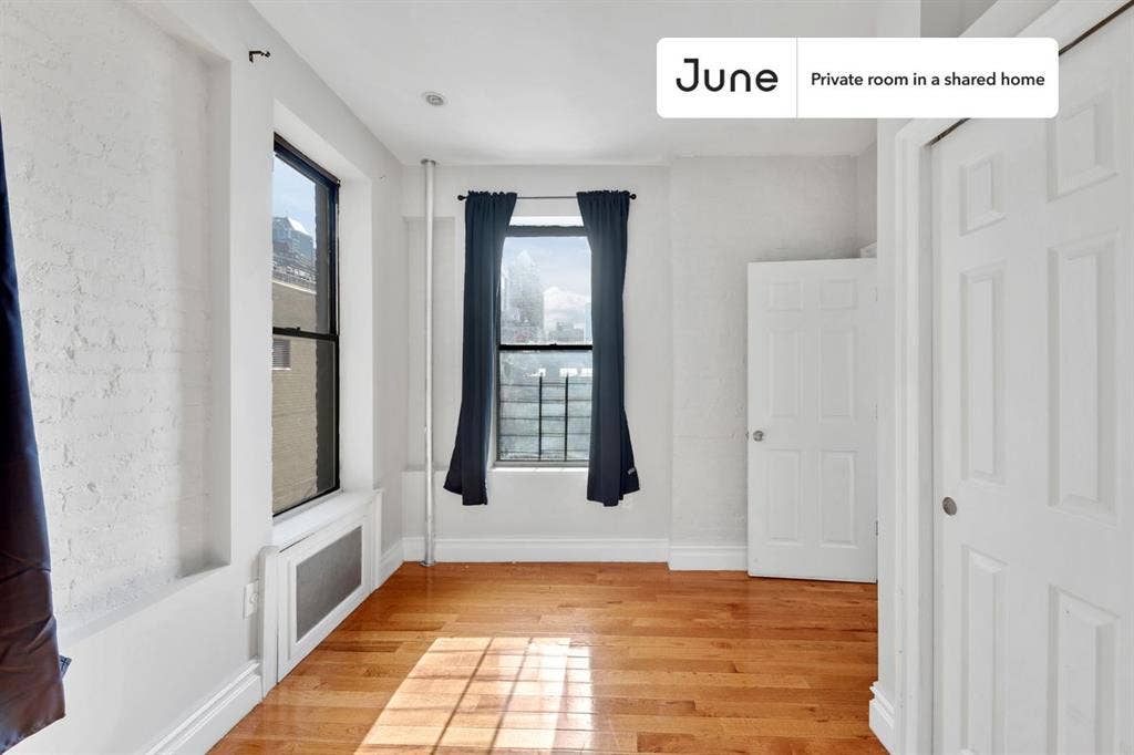 2 BR in New York City