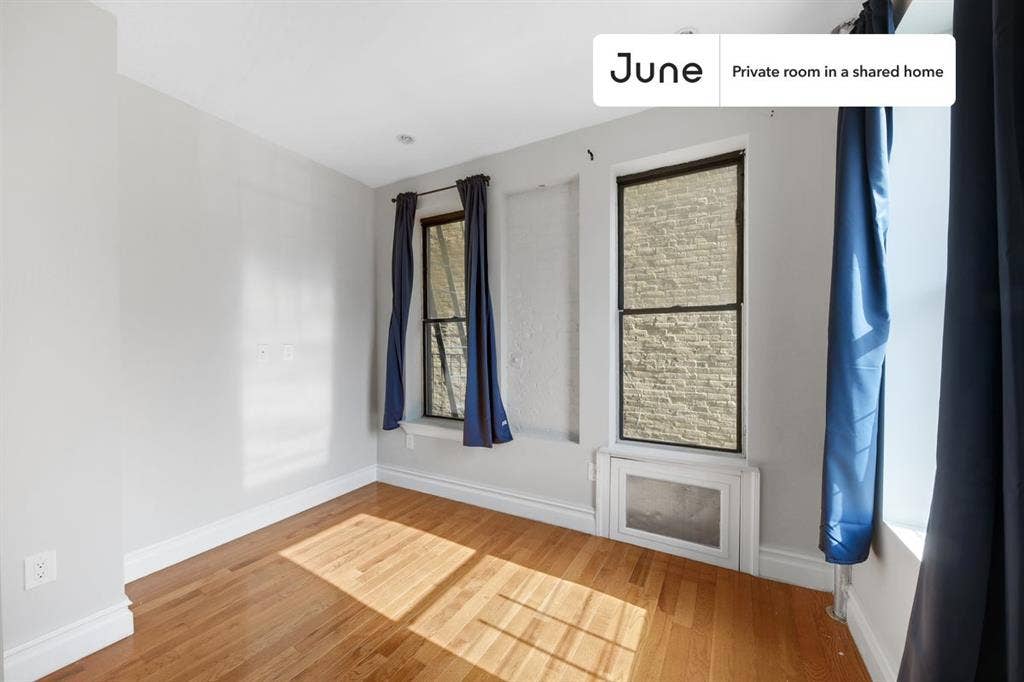 2 BR in New York City