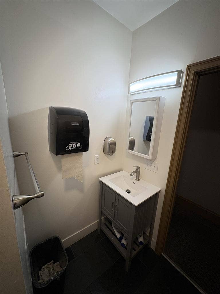 Lease Takeover at the Berk on Arch