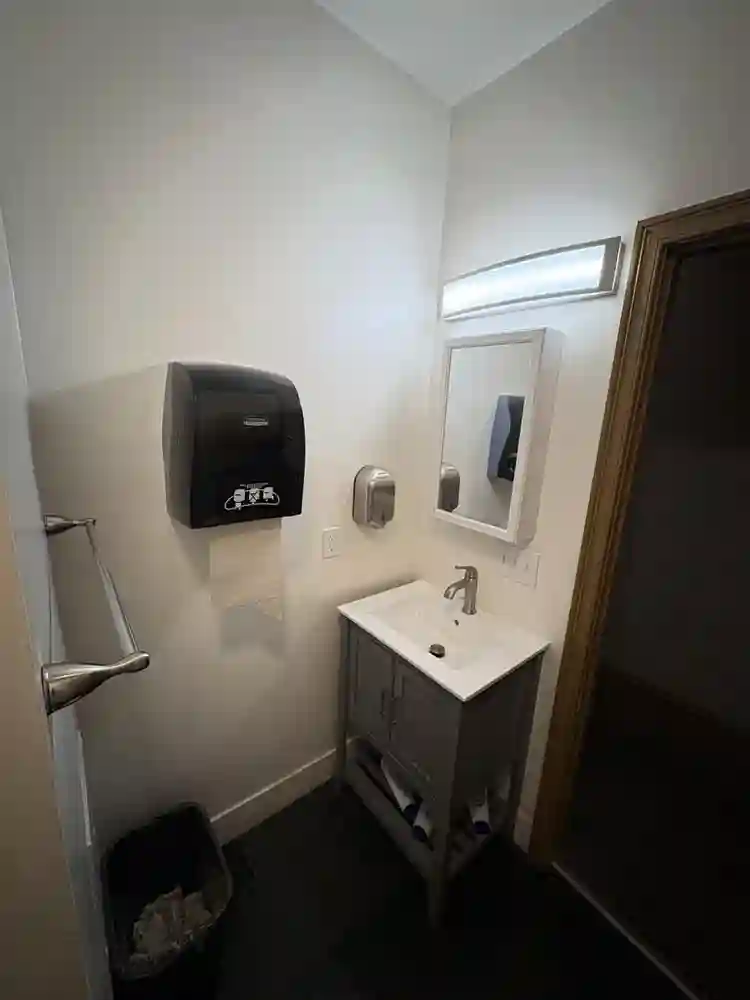 Lease Takeover at the Berk on Arch