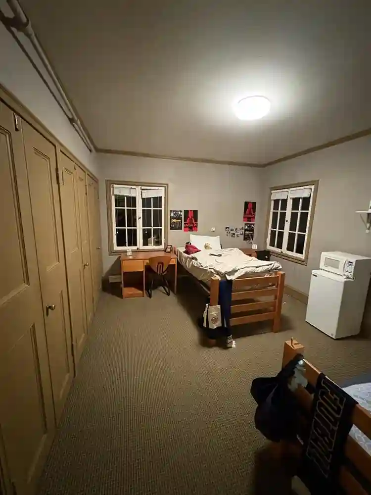 Lease Takeover at the Berk on Arch