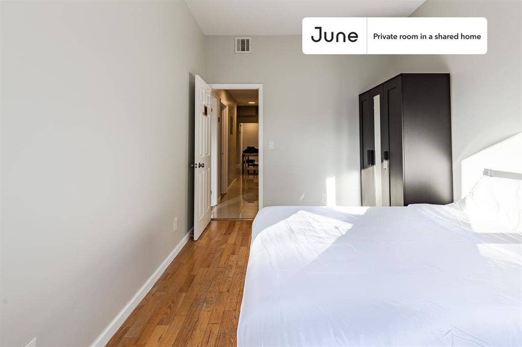 4 BR in New York City