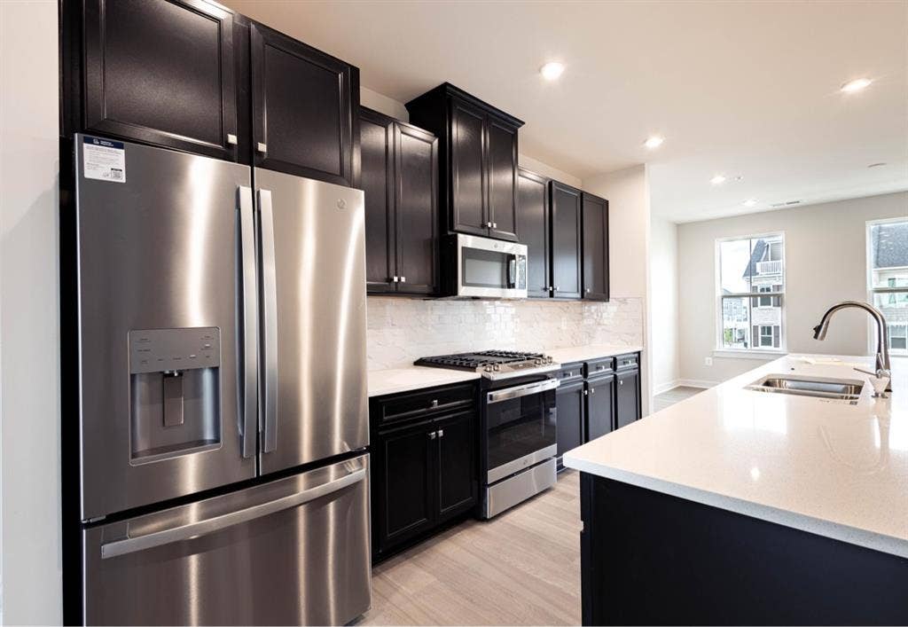 Roommate needed for Master Room.