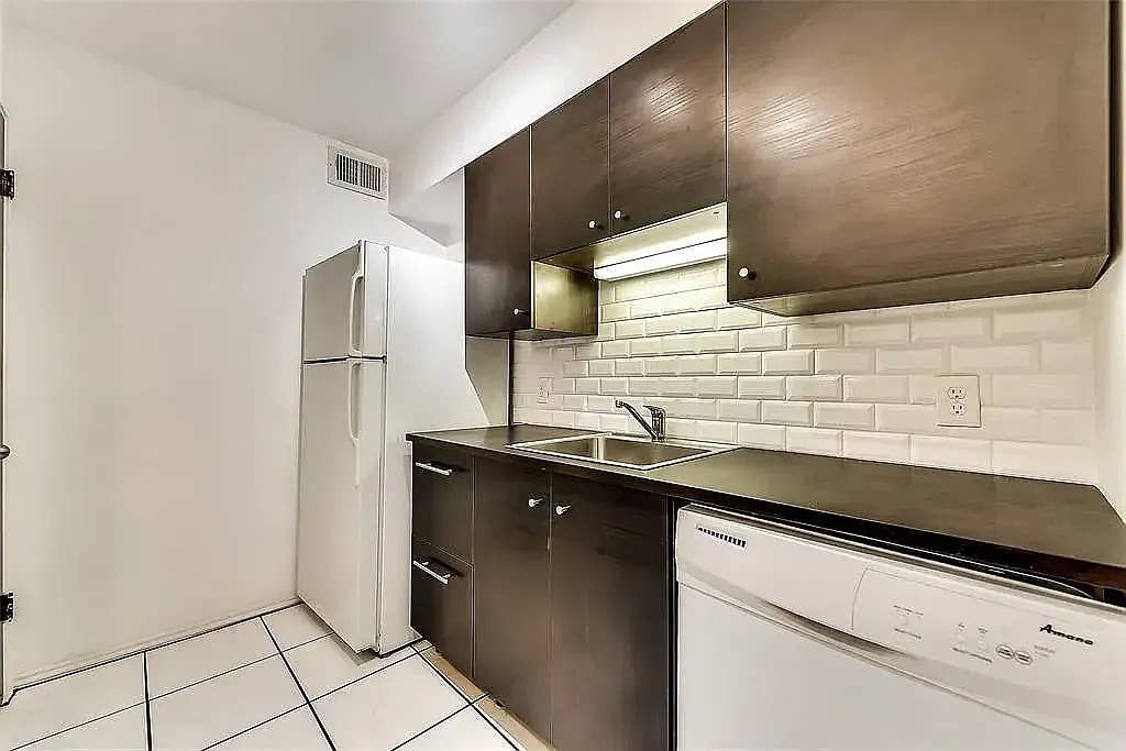 2 BR in Dallas