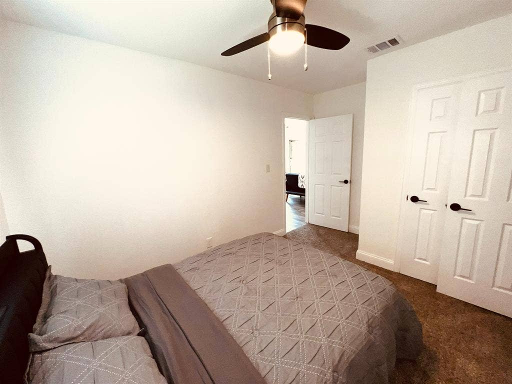 3 BR in Dallas