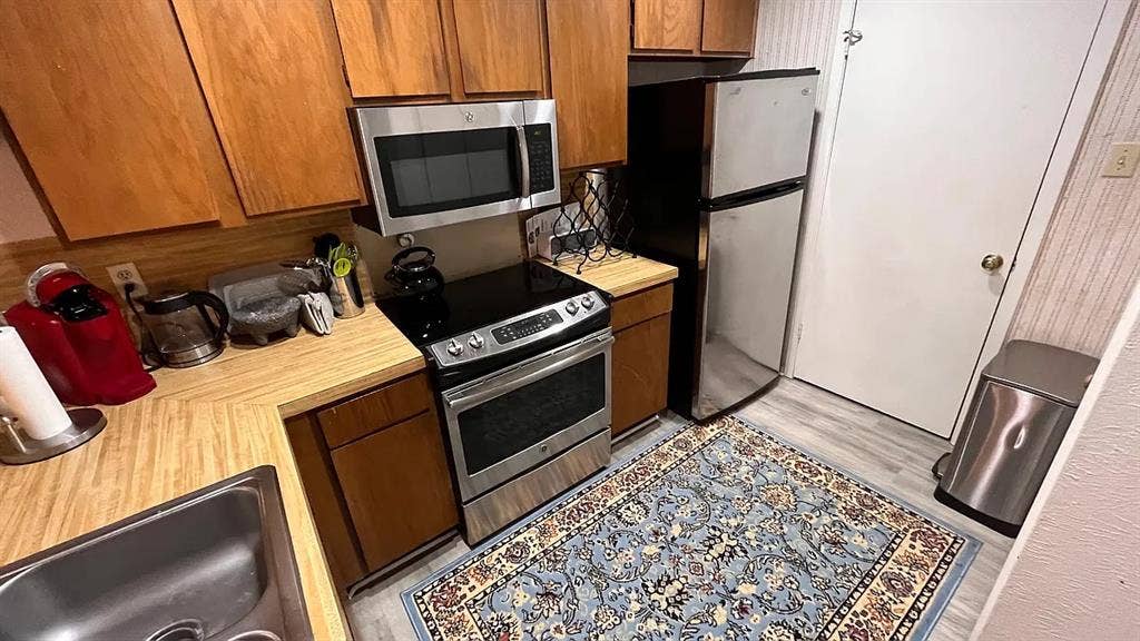 2 BR in Austin