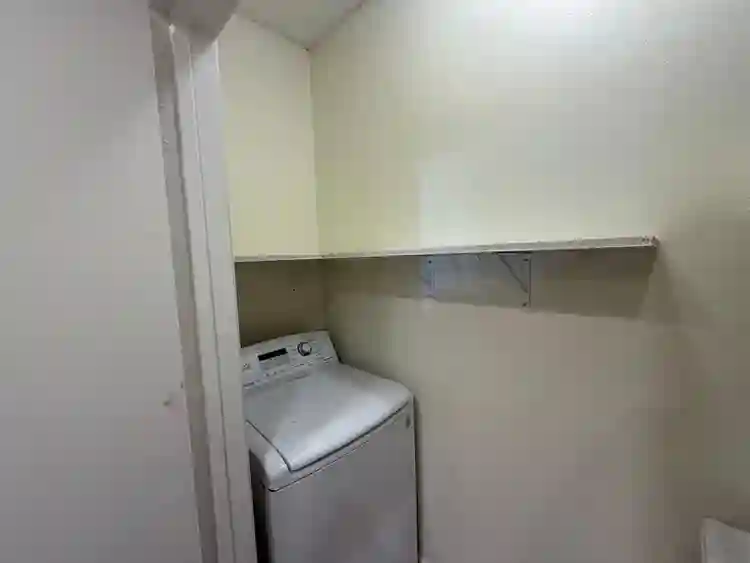 2 BR in Austin