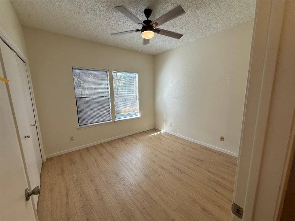 2 BR in Austin