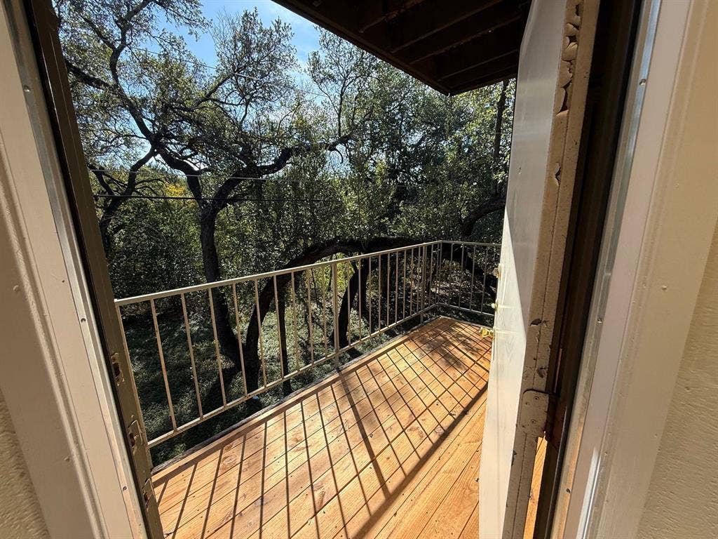 2 BR in Austin