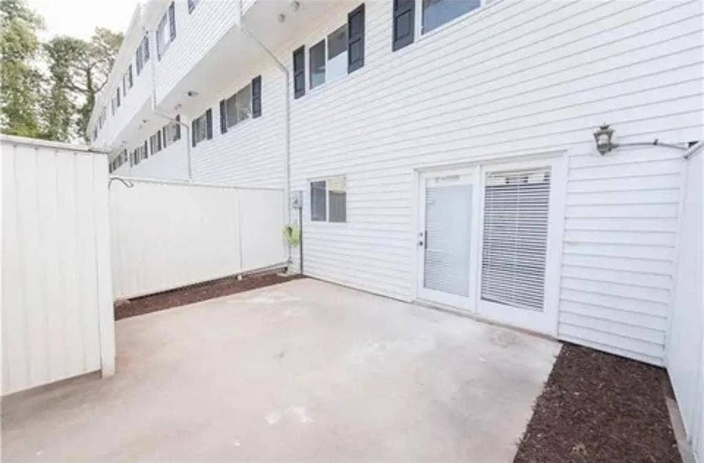 3 BR in Sandy Springs