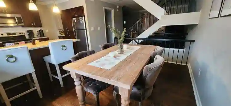 3 BR in Sandy Springs