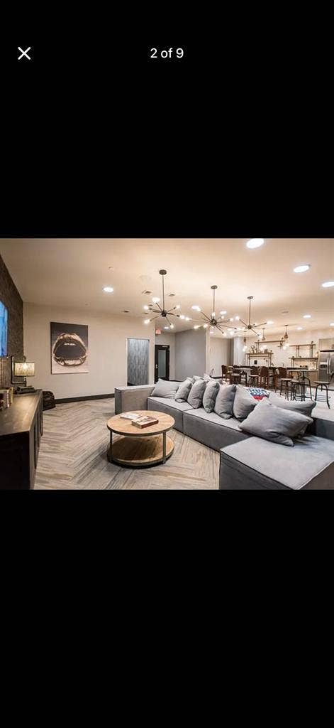 b with private patio