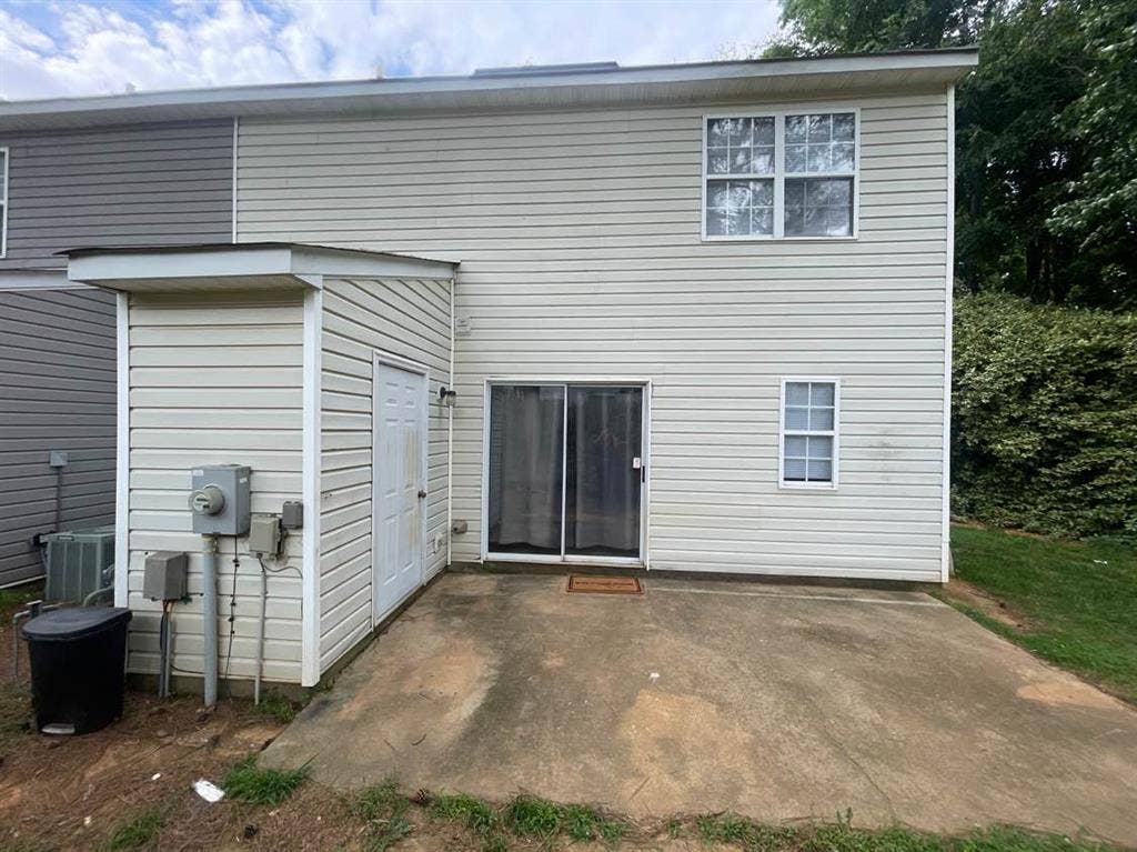 3 BR in Charlotte