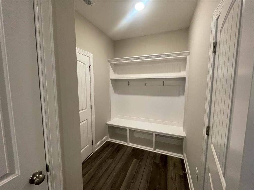 5 BR in Clayton